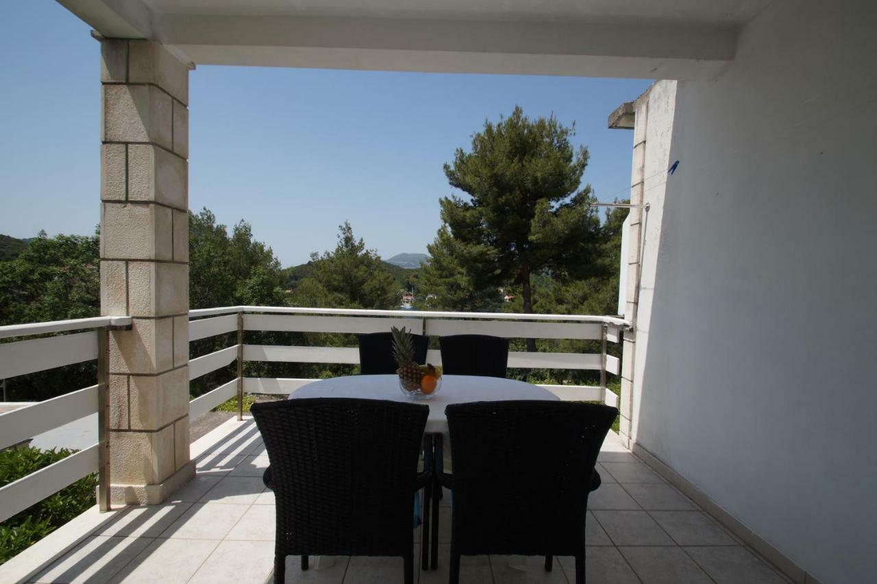 Vita Apartments Zrnovo Exterior foto